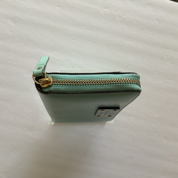Kate Spade Wellesley Mint Mojito Leather Long Zip Around Wallet - Picture 9 of 16